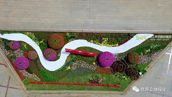 33膠州建黨百年主題花壇.jpg