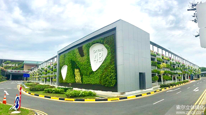 22新加坡樟宜機(jī)場航站樓垂直綠化21.jpg