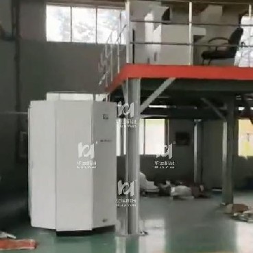 新材料設備客戶安裝現場